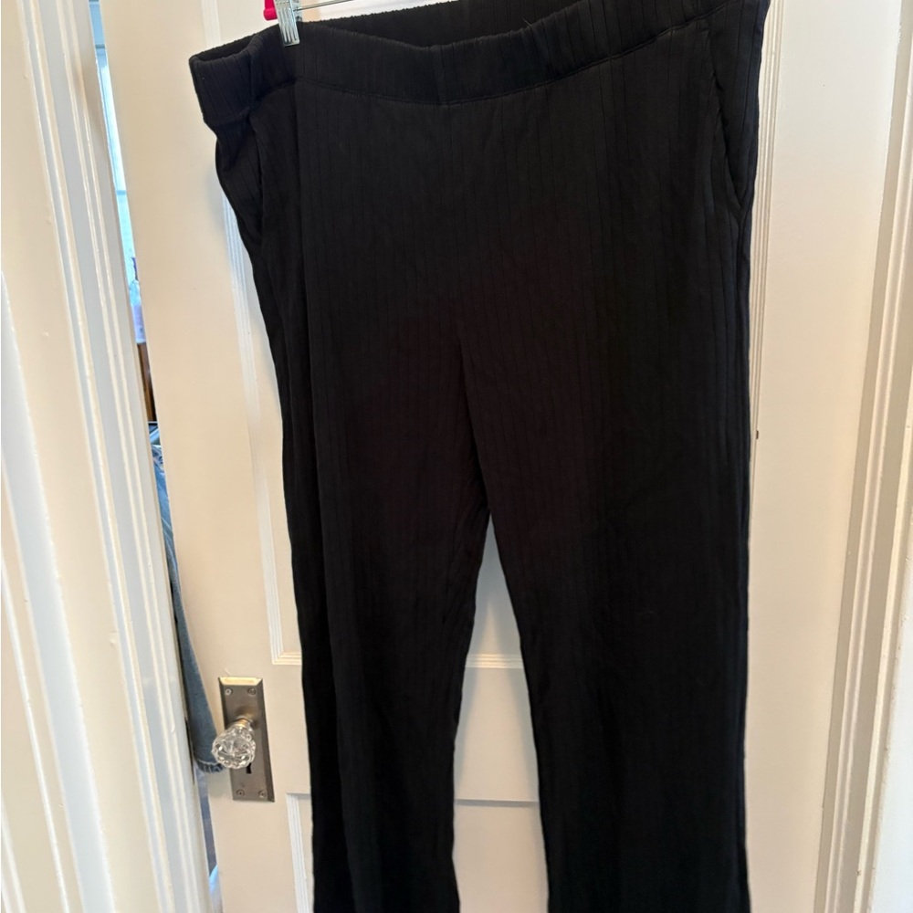 Aspen Rib Wide Leg Pant - Black